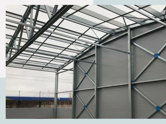 Каркасные ангары от СтальСтрой-Крф по цене от 609 руб.