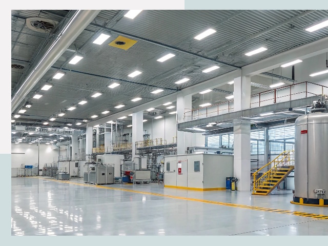 Освещение ангаров в Красноуфимске от 609 руб. - Эффективные решения